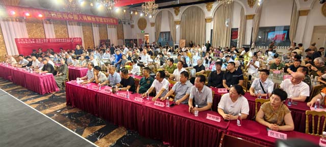 峥嵘军旅路 赤诚家国情——致敬八一 赓续红色血脉 “为烈士寻亲·请英雄回家”主题活动在郑州隆重启动